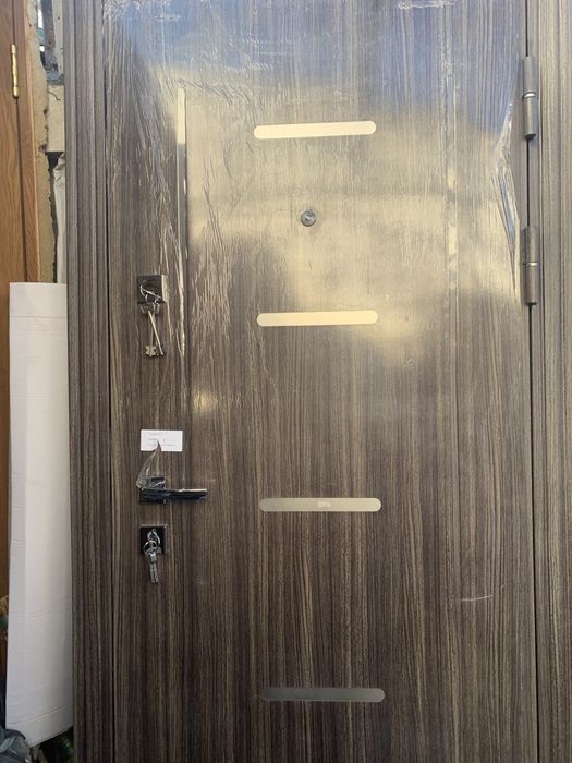 Двери Входные от склада. Возможен замер, доставка и монтаж.