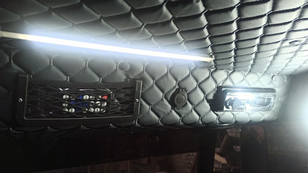 Продам кабину на трактор донг фенг 404 244 G2,а також виготовлення інш