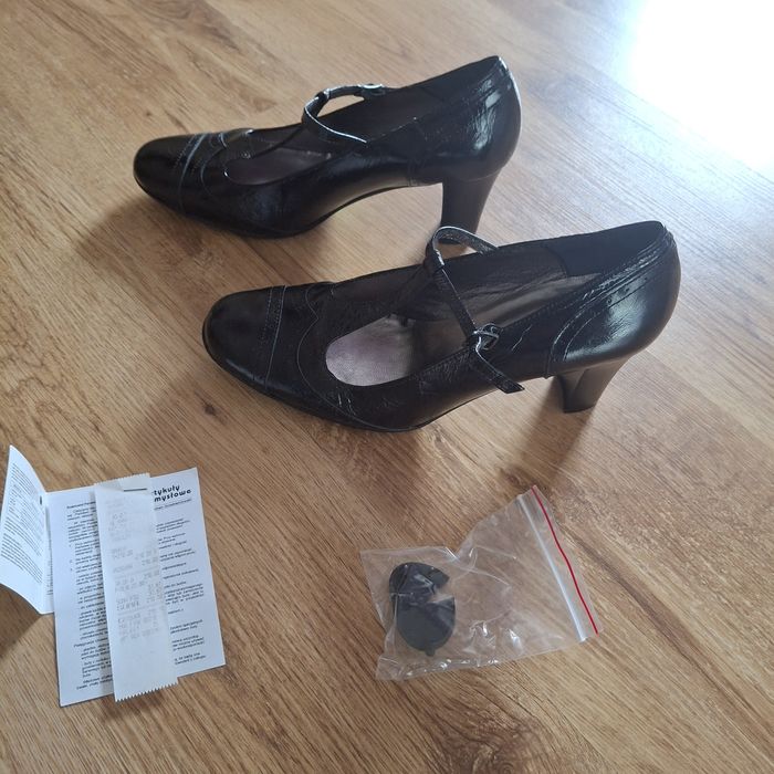 Buty damskie, nowe.