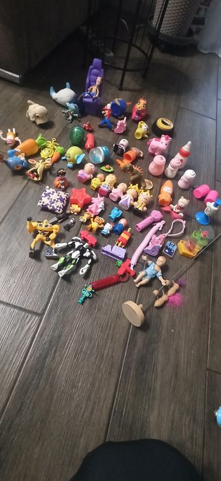 Лот игрушек, MCDONALD'S, little people и много других