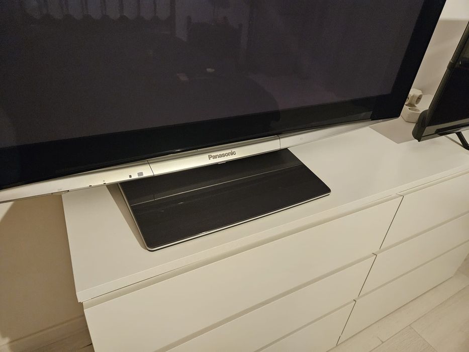 Televisão plasma Panasonic de 50 polegadas 
-modelo TH-5