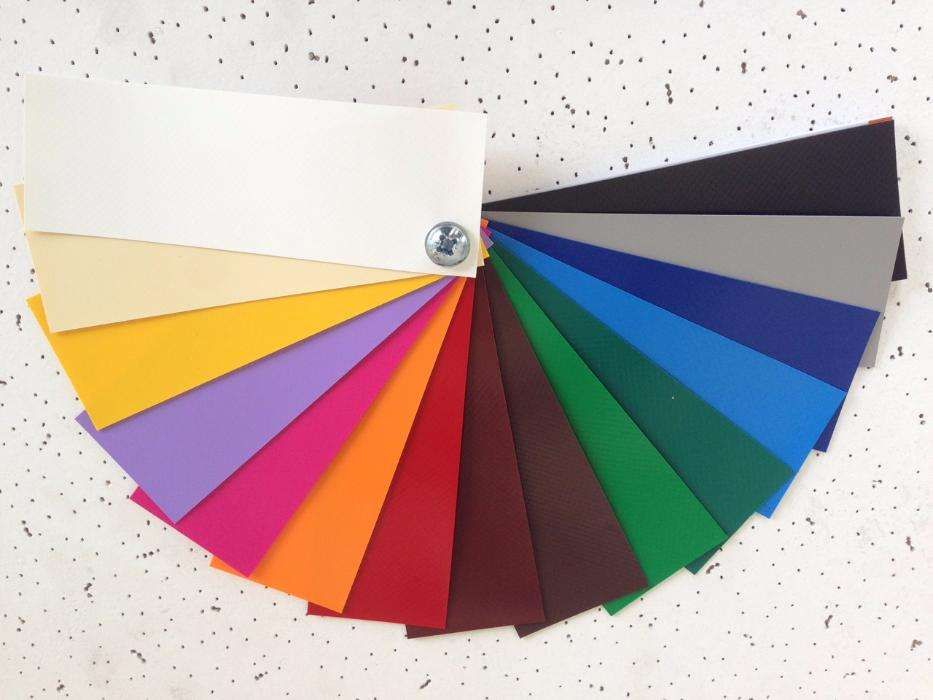 ПВХ-тканина гуртом і в роздріб – вибір щільності та кольору