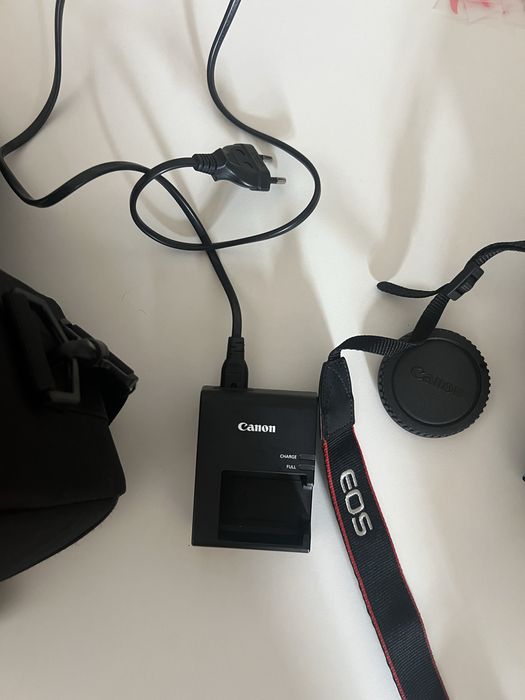 Canon EOS 2000D, Perfeito estado