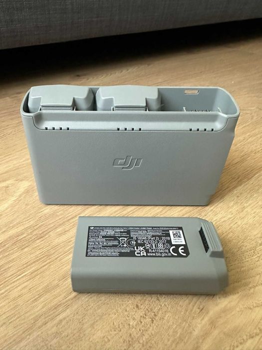 Drone DJI Mini 2 - Fly More Combo