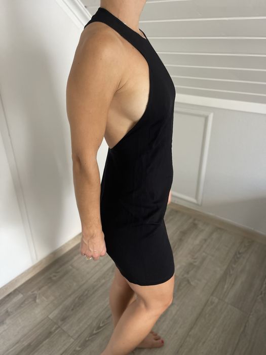Czarna sukienka Zara