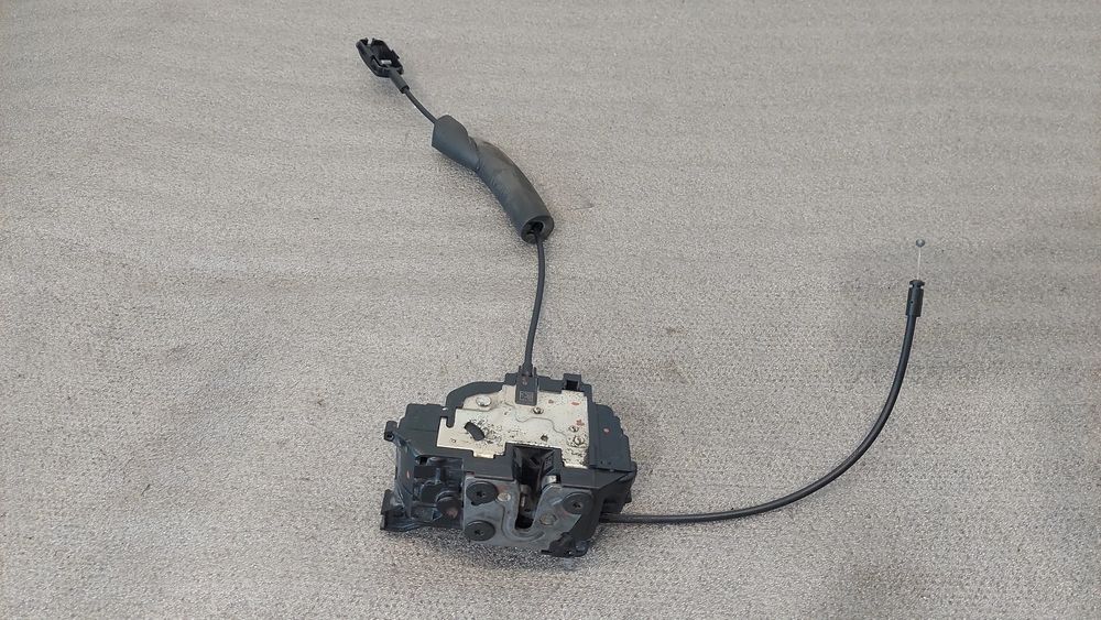 Fechadura / fecho porta trás direito RENAULT Megane III (BZ0_)