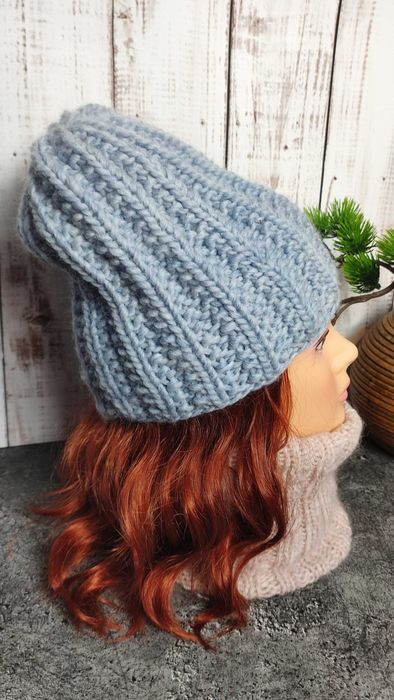 Czapki wełna 100% kilka kolorów