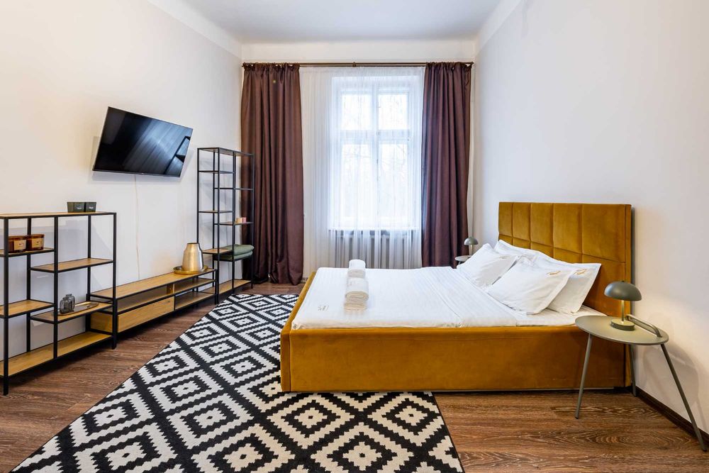 Оренда житла подобова центр університет Франка вул. Листопадового Чину