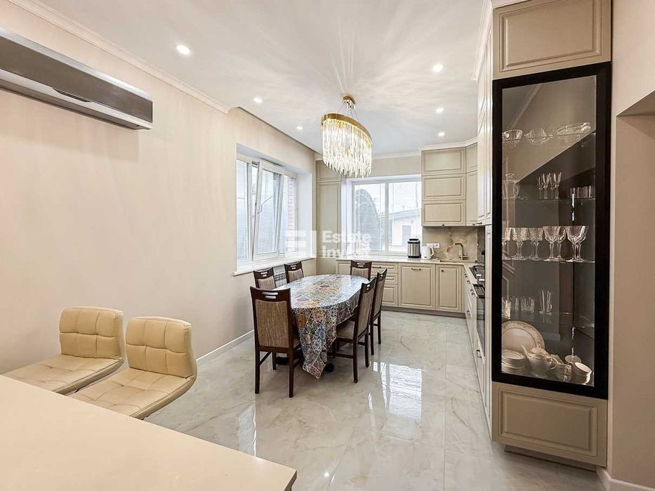 Продам 2 поверховий будинок у с. Тернова, вул. Лугова, 1