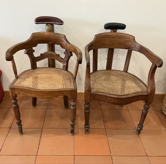 Cadeiras de barbeiro de madeira