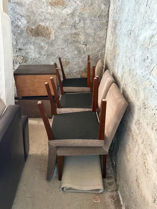Mesa de sala e 6 cadeiras