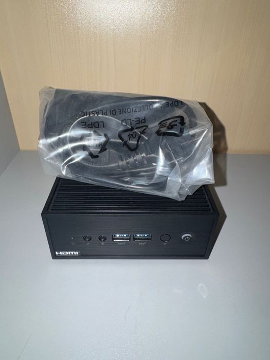 Комп'ютер ASUS PN42-BBN200MV Intel N200, 16Gb DDR4/512GB SSD Безшумний