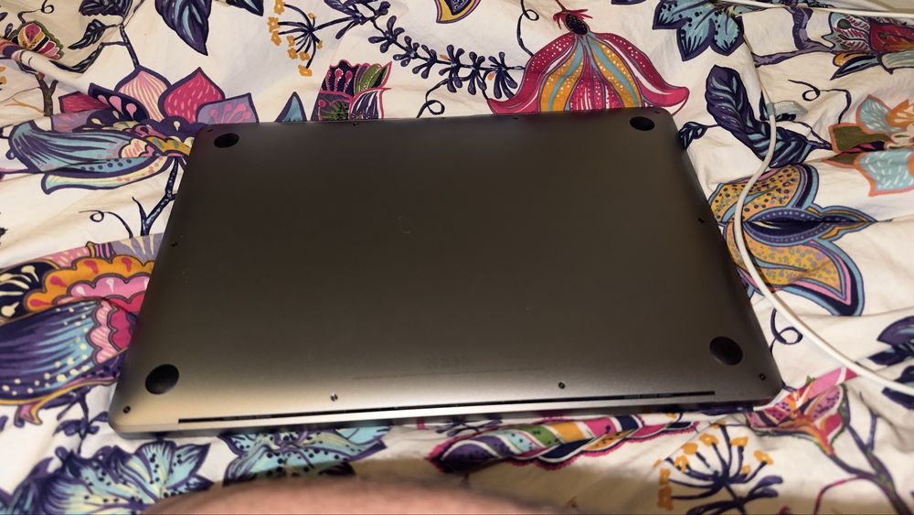 Macbook air retina 13 2020