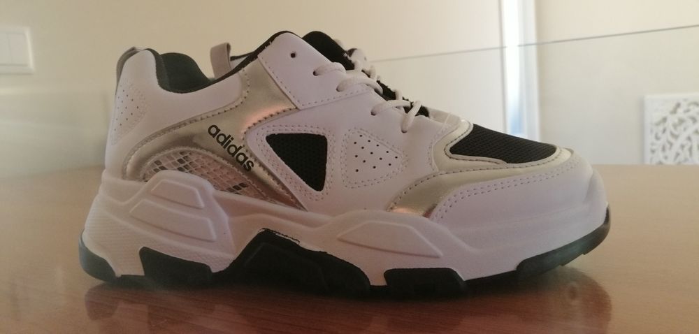Adidas novas sapatilhas