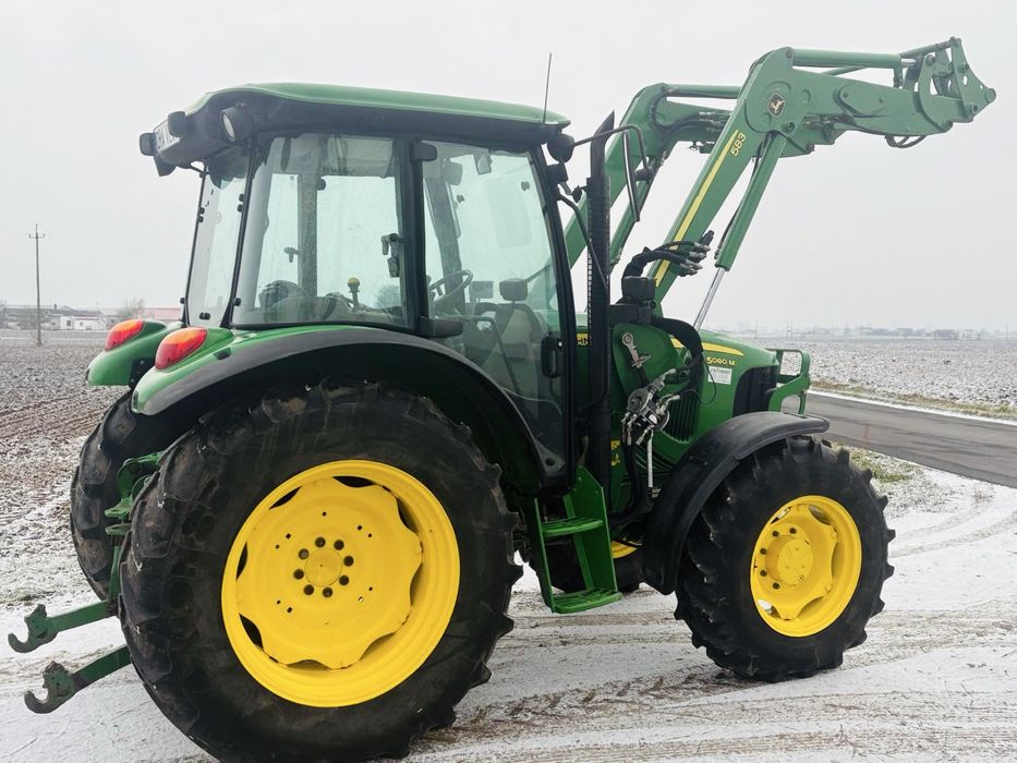 John Deere 8050M