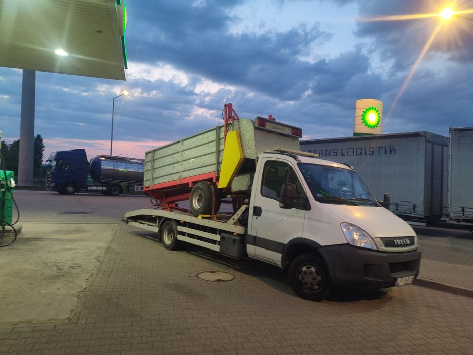 Laweta Transport 24H smochodów osobowych busów sprzentu rolniczego