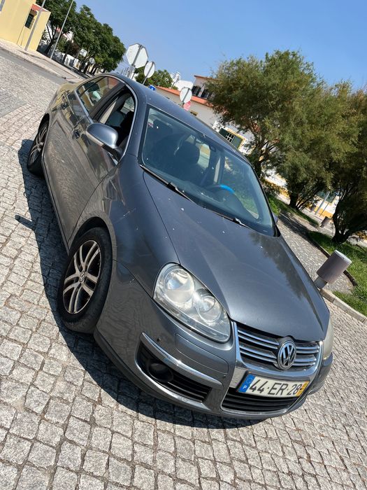 VW Jetta 1.9 TDI 105cv – Fiável e económico
