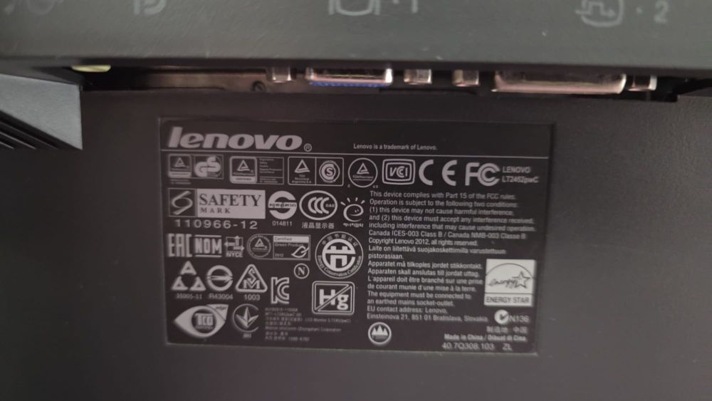 [SPRZEDAM] Monitor Lenovo ThinkVision LT2452pWC 24" 16:10
