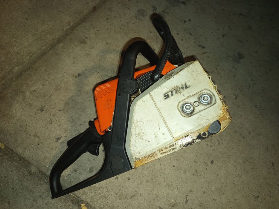 Продам бензопилу STIHL ms180