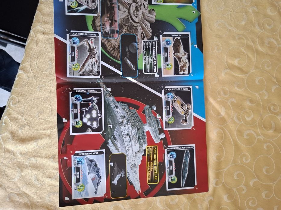 Caderneta de cromos star wars completa