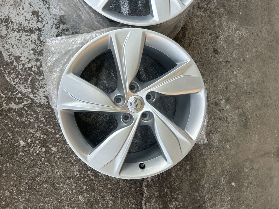 Диск на Opel insignia b 5x115r18