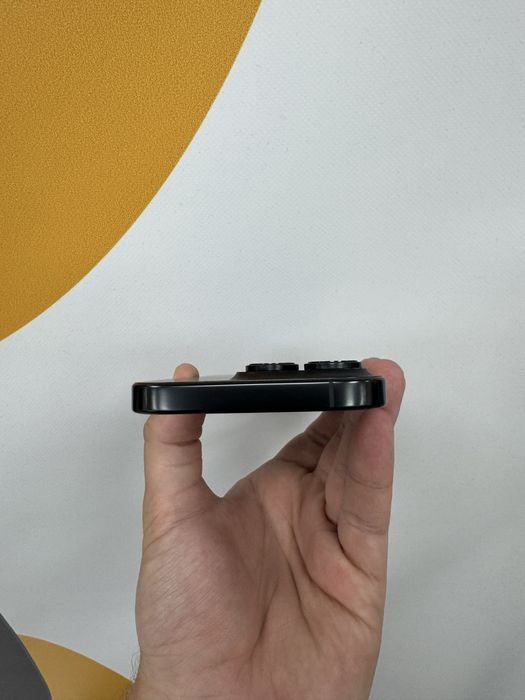 iPhone 16 Pro 256 GB Black Titanium