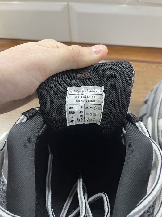 Кроссовки:Balenciaga Runner