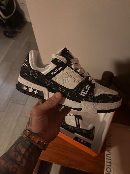 Ténis Louis Vuitton 41