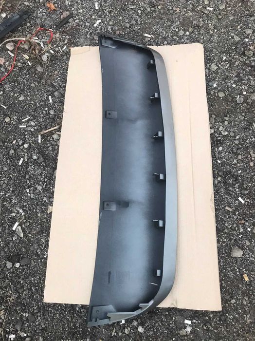 Нижняя губа бампера Audi Q7 4L