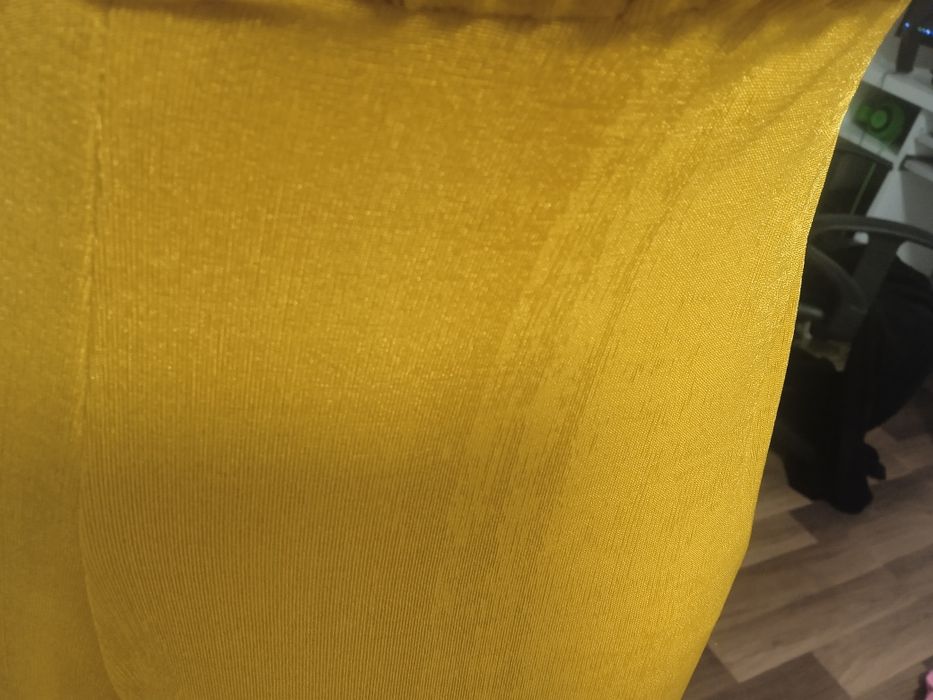 Kombinezon dekolt głęboki błyszczący mieniący sylwester XS s imprezowy