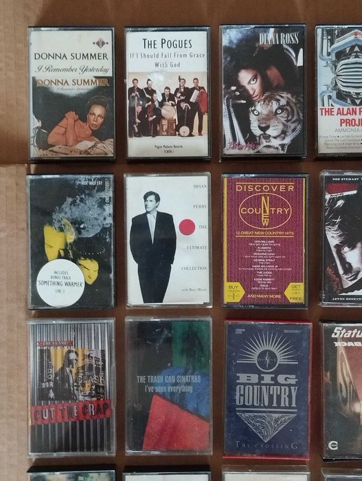 Várias Cassetes Antigas Internacionais #C03L02