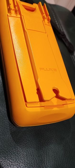 Мультиметр / тестер Fluke 289