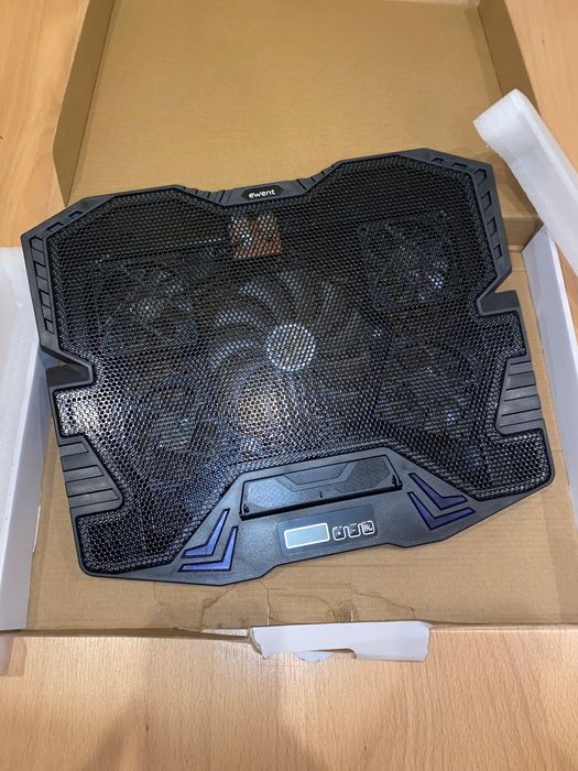 Multi-angled Notebook Cooling Stand with 5 adjustable speed fans