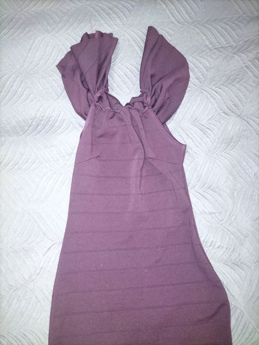 Vestido cor de vinho S