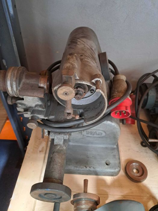 Máquina de afiar ferramentas universal #G296