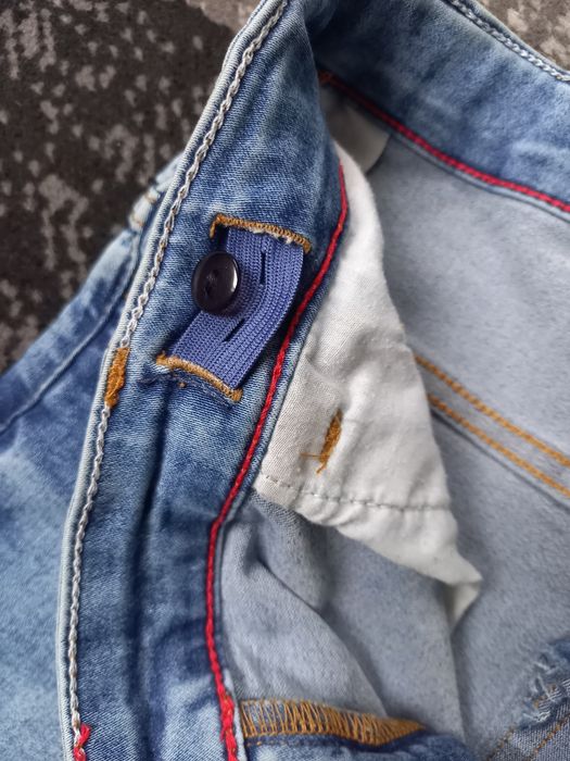 Spodnie jeans  Reserved r. 158