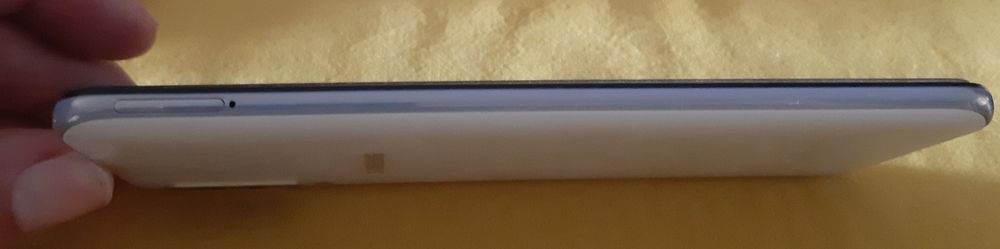 Vendo um smartphone  A 50 128gb branco