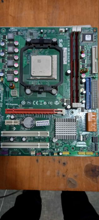 Комплект материнська плата AM3 , Athlon II X2 240 та пам'ять 4gb бв