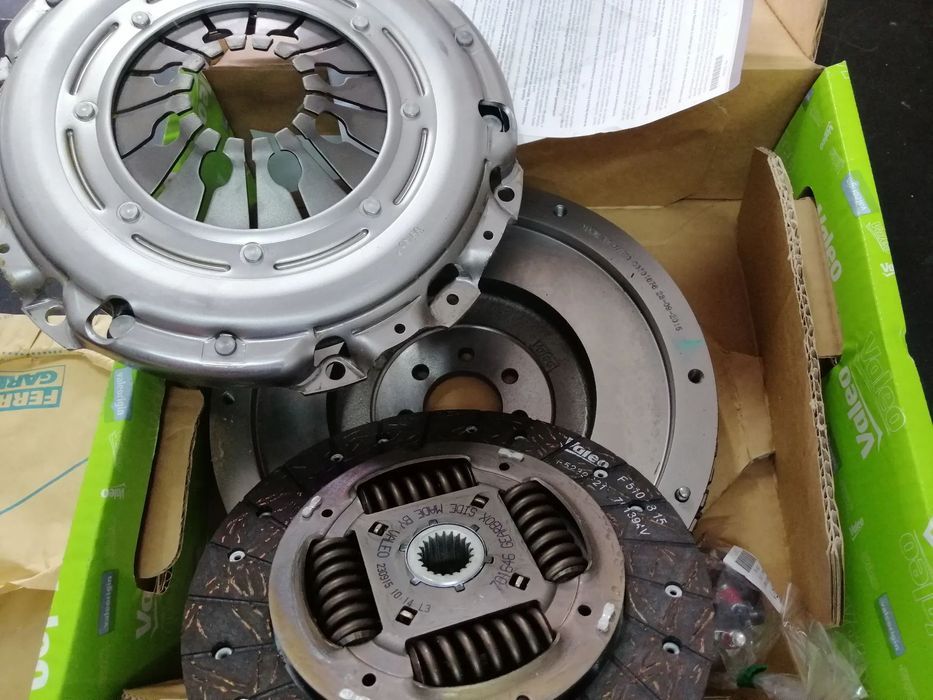 Kit da embraiagem Renault Laguna II 2001 a 2007 1.9 Dci NOVO /VALEO