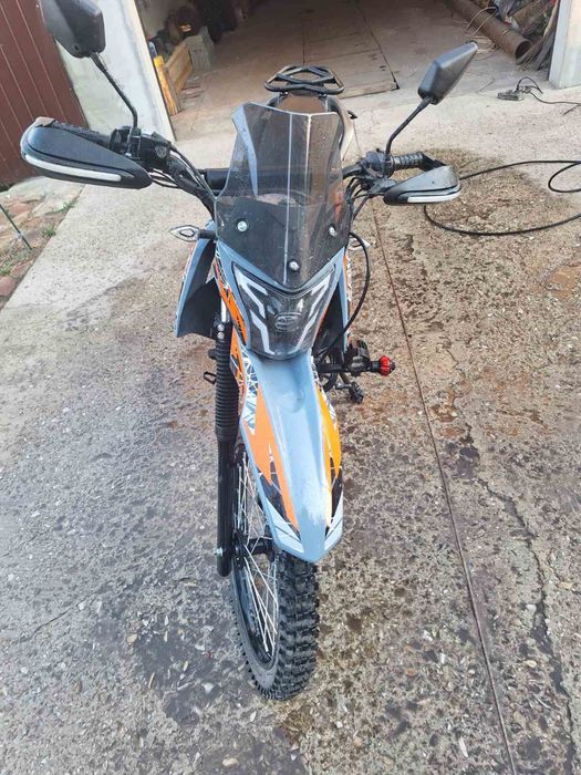 Мотоцикл Spark 200
