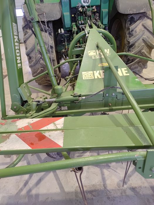 Przewracarka przetsząsarka do siana Krone