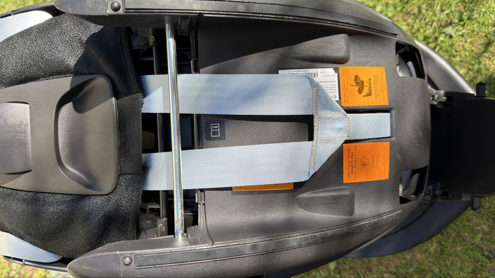Cybex cloud z + isofix база