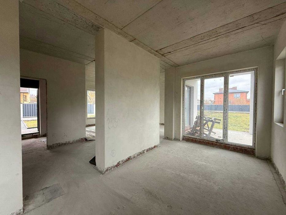 Продаж будинку смт. Брюховичі