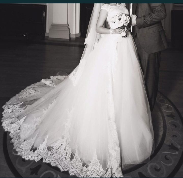 Свадебное платье, весільна сукня.