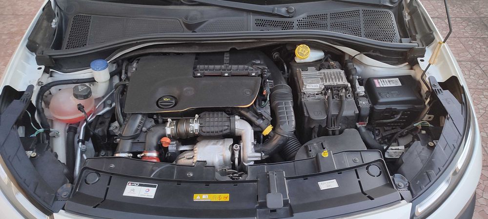 Citroën C4 Cactus 1.6 Diesel 100cv