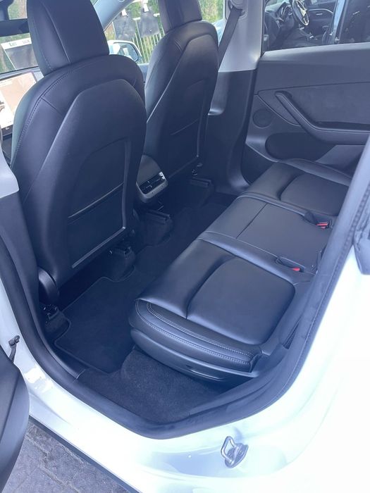 Tesla Model Y Long Range Dual Motor 82 kWh 7-ми місна