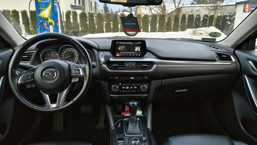 Mazda 6 Mazda 6, 4x4, najwyższa opcja wyposażenia Skypassion
