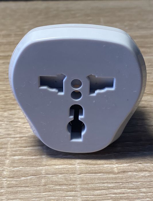 Adaptador para tomada estrangeira