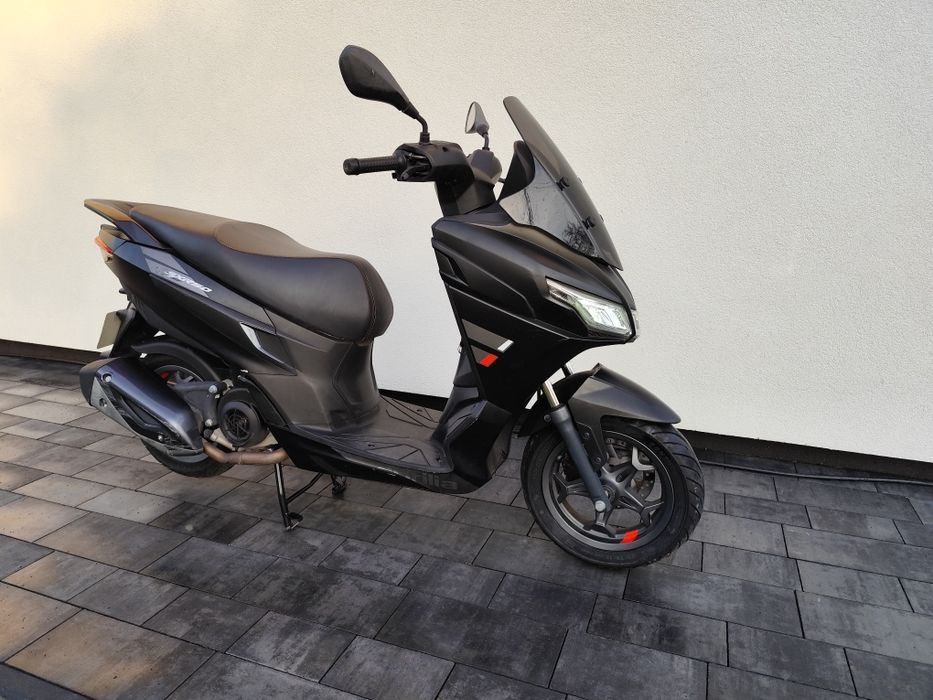 ARPILIA SXR 50 Duży Skuter 50 cm 3 Możliwa dostawa