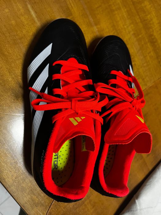 Chuteira Adidas Predator